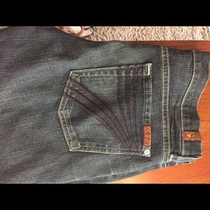 Like new denim capris.